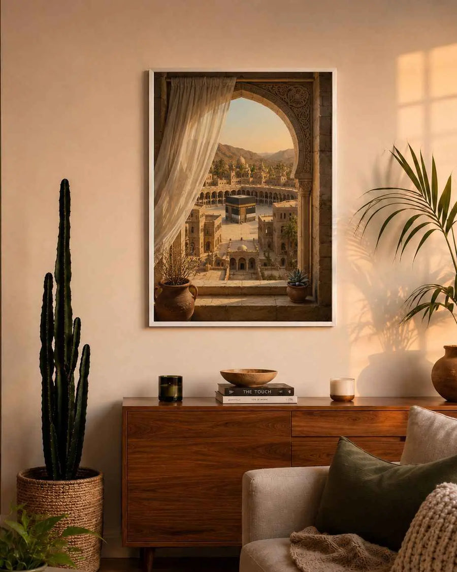 alt
Impresión mural enmarcada con un vano arqueado y paisaje urbano, en cálidos tonos dorados