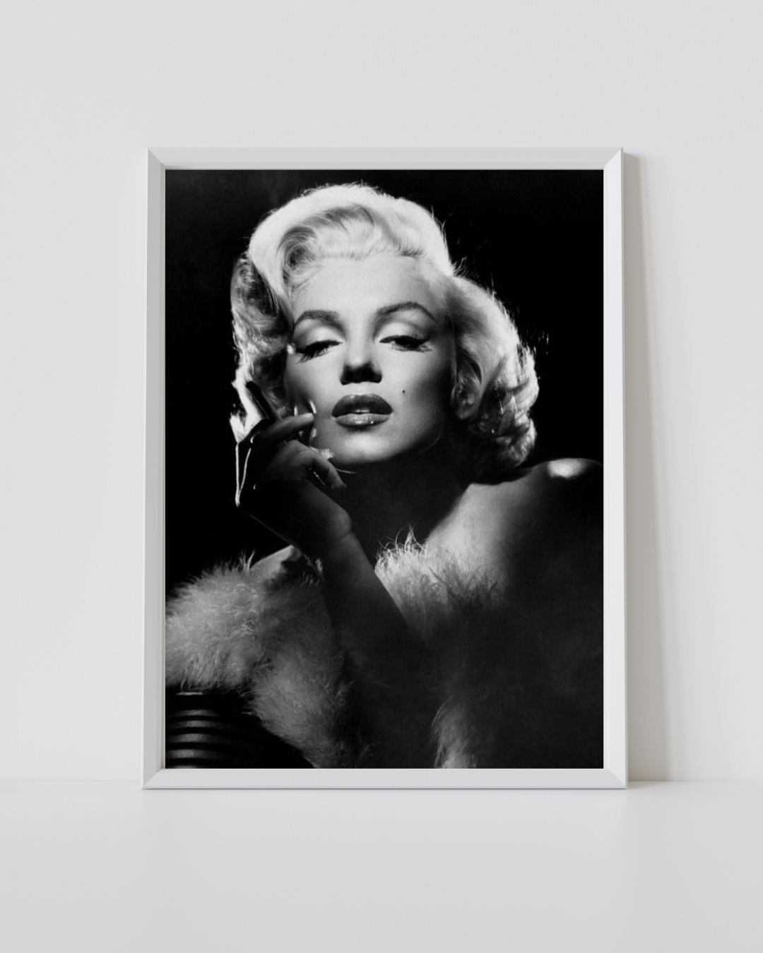 Marilyn Monroe black and white Hollywood icon poster in a white frame