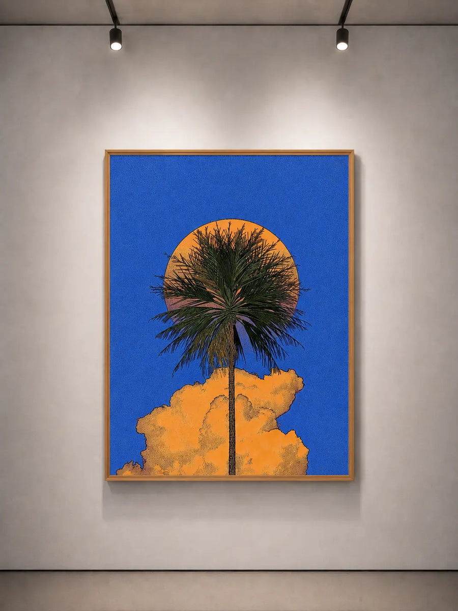 Palmendruck mit blauem Hintergrund, gelben Wolken und Holzrahmen