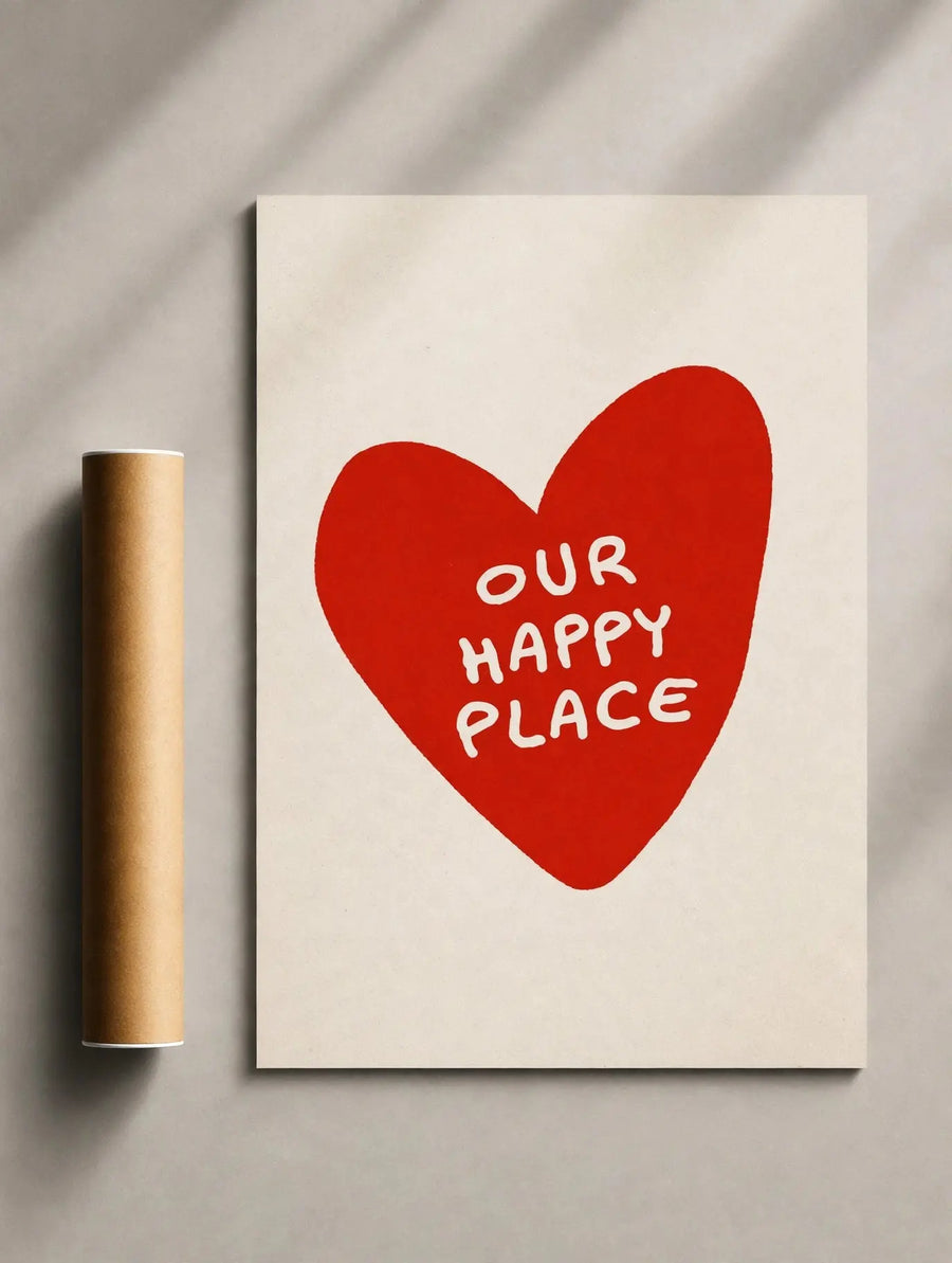 Romantisches Herz-Wandposter mit roten Herzen und weißem Schriftzug „Our Happy Place“