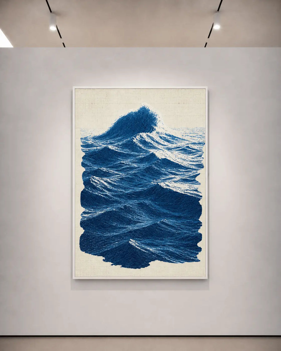 alt
Impresión de olas oceánicas con olas azules texturizadas sobre papel beige, marco fino claro