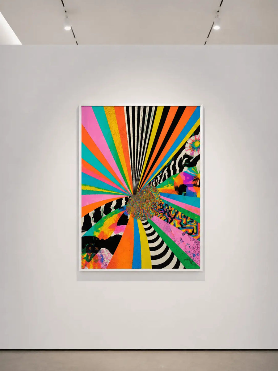 Square canvas abstracto con rayos de colores, rayas de cebra y detalles estampados