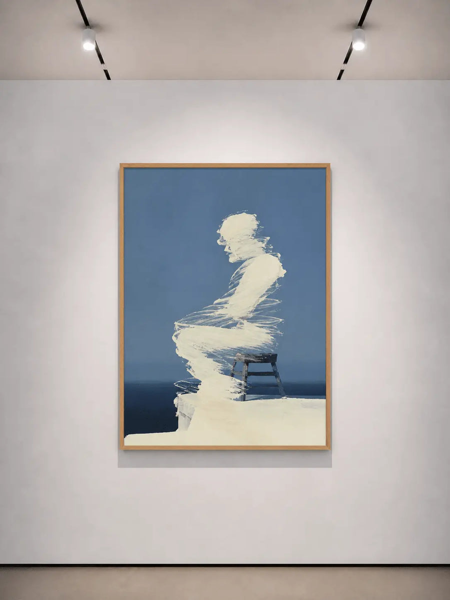 alt
Lámina artística de pared con marco de roble y silueta abstracta de silla en trazos crema sobre azul