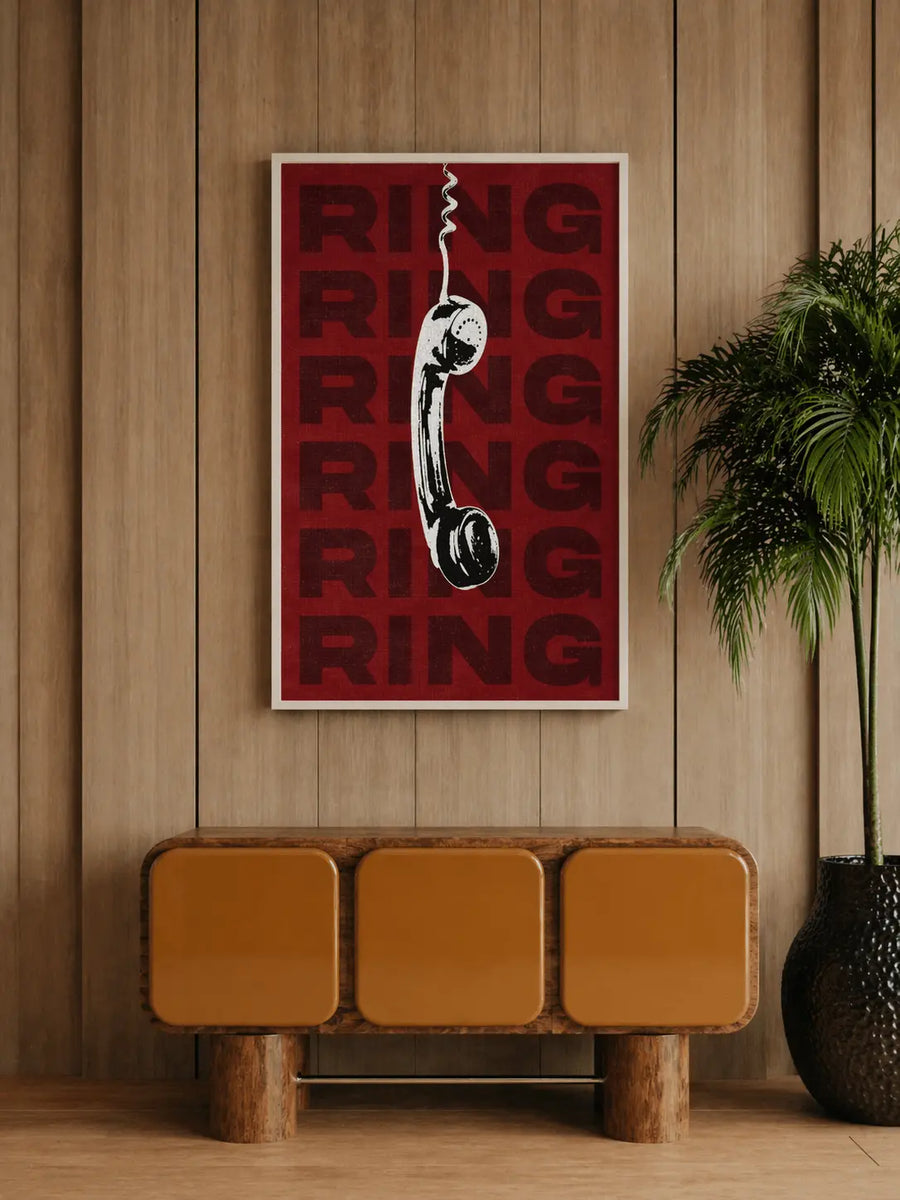 alt
Impresión artística de pared de teléfono rojo con auricular negro sobre texto repetido "RING", enmarcada