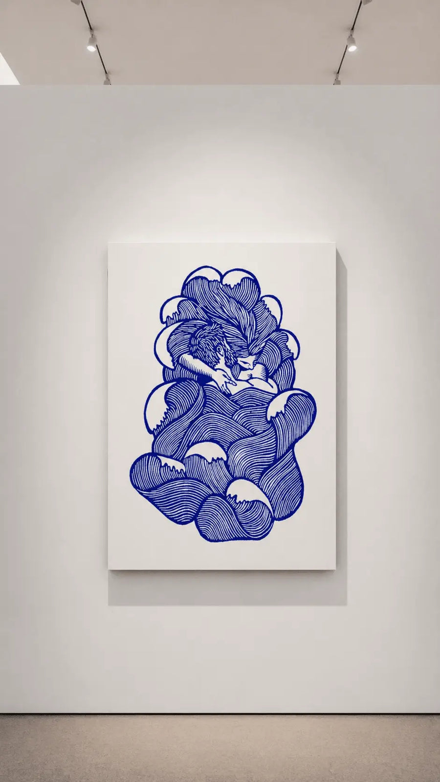 Lámina enmarcada de arte lineal abstracto azul con un llamativo patrón azul arremolinado, similar a una nube