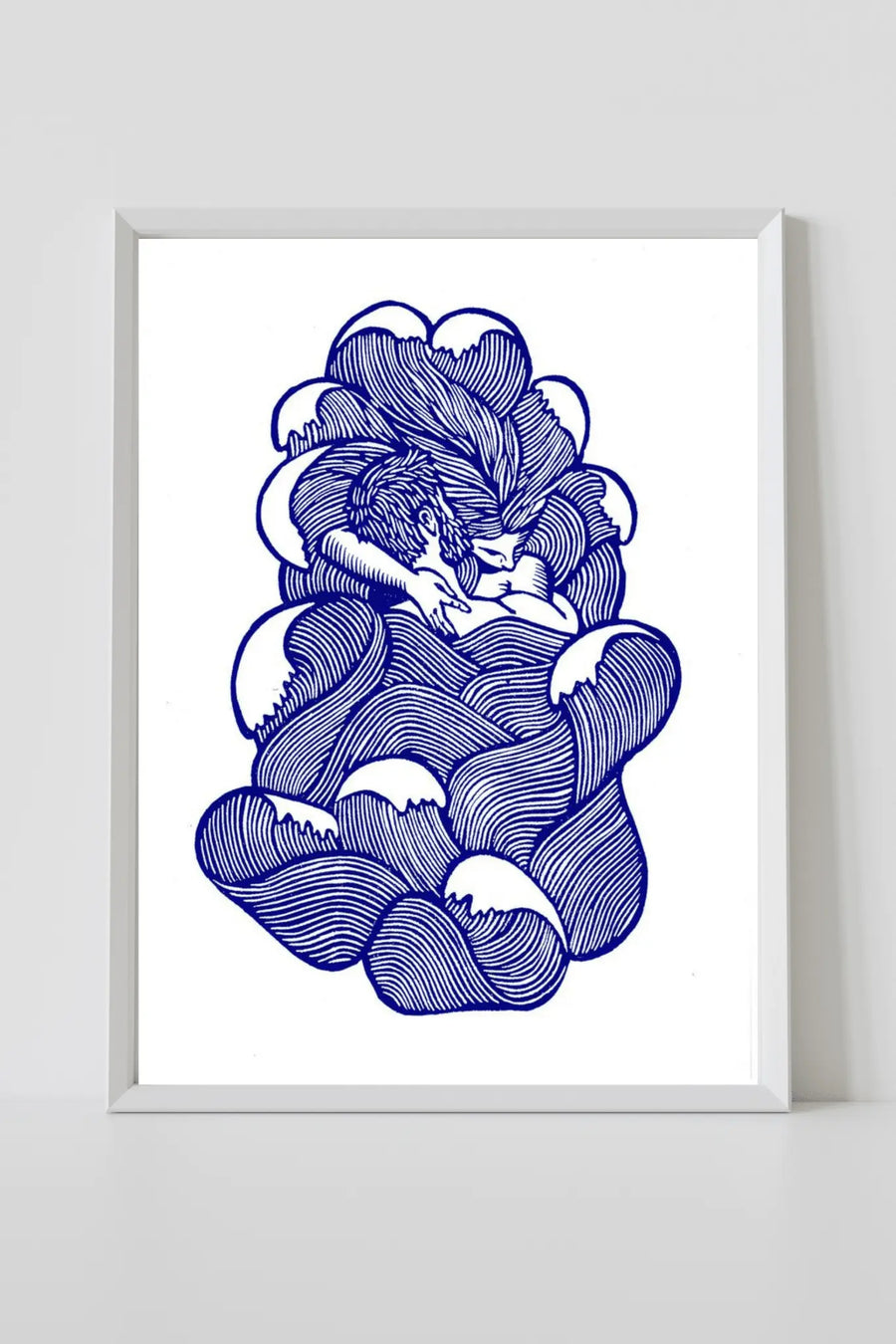 Lámina enmarcada de arte abstracto de líneas azules con formas arremolinadas como nubes
